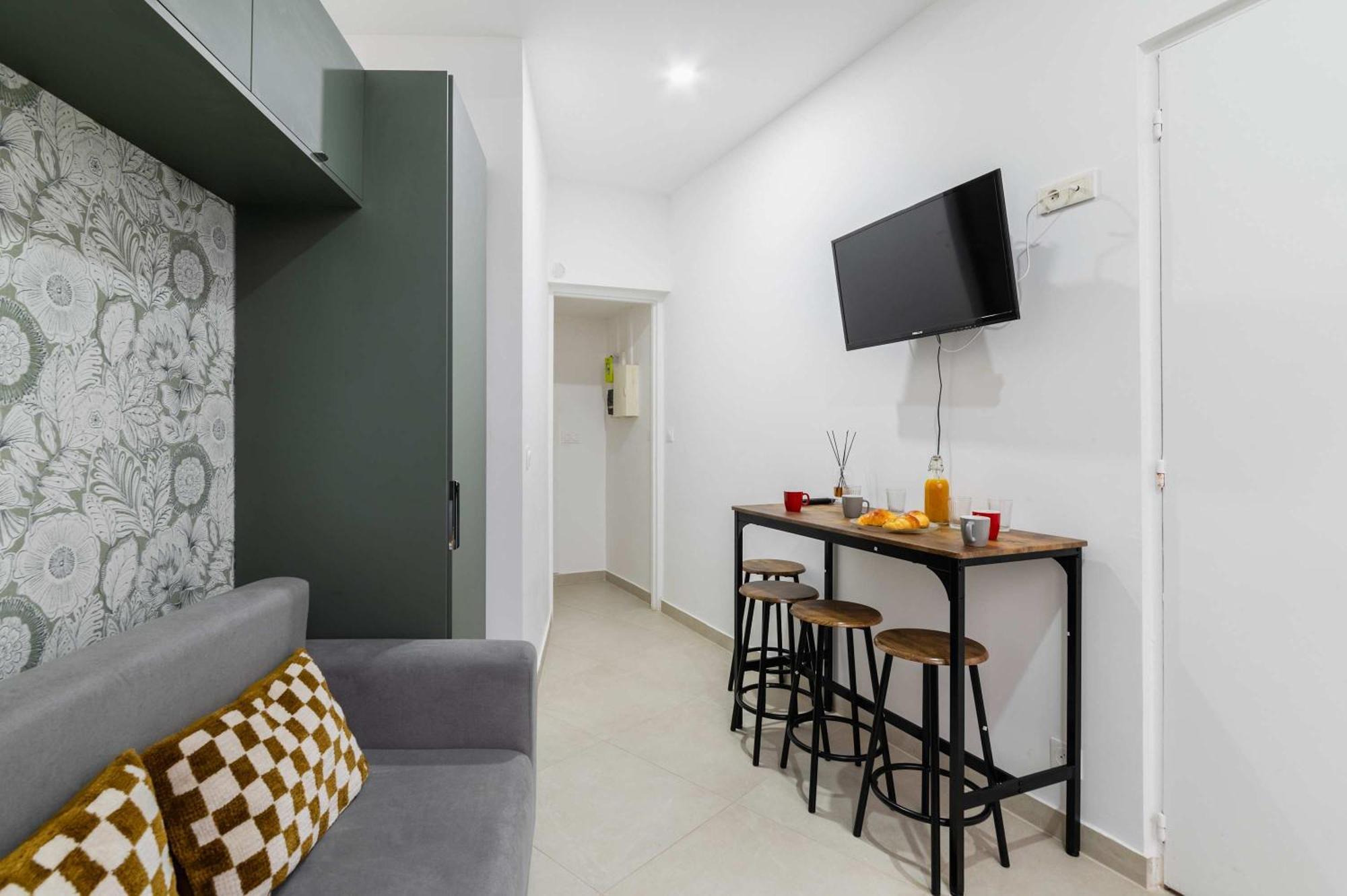 Apartment Metro Jaures Equipe - 19 - 4p - Flat-guest